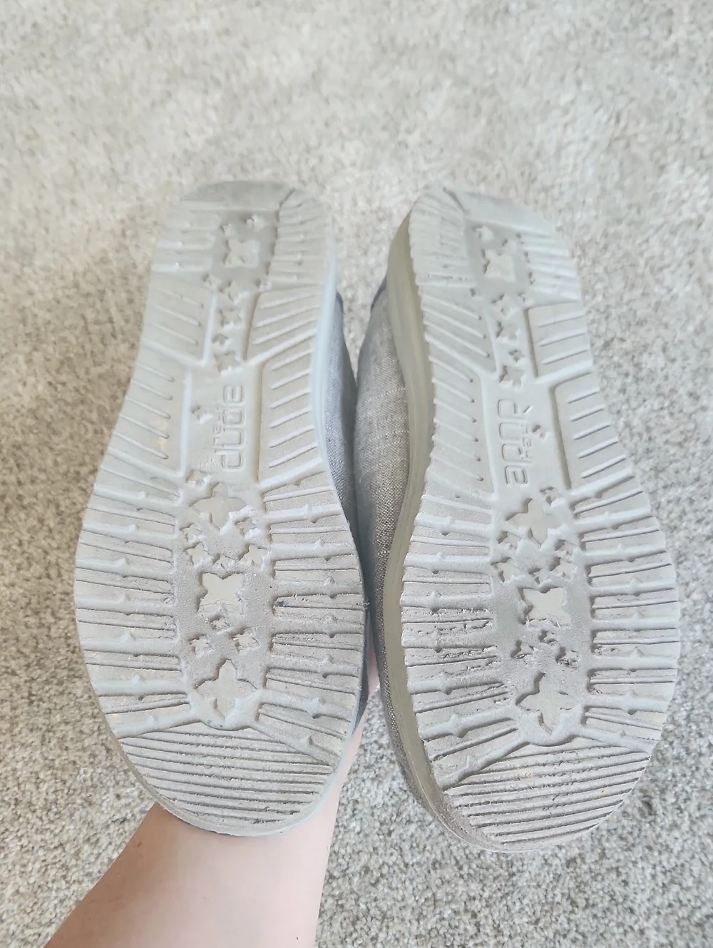 Hey Dude hey dude
